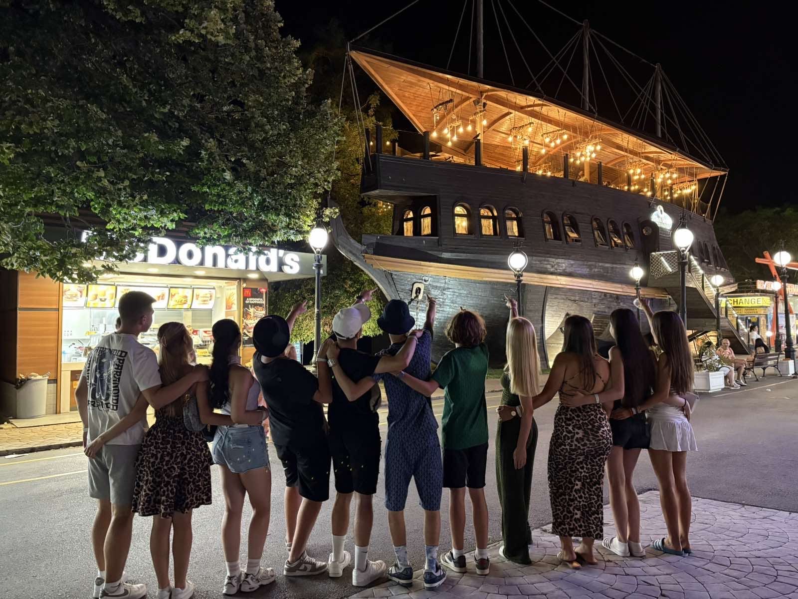 93271b7c-497d-4f8b-a5d5-5cc12fc33ea1